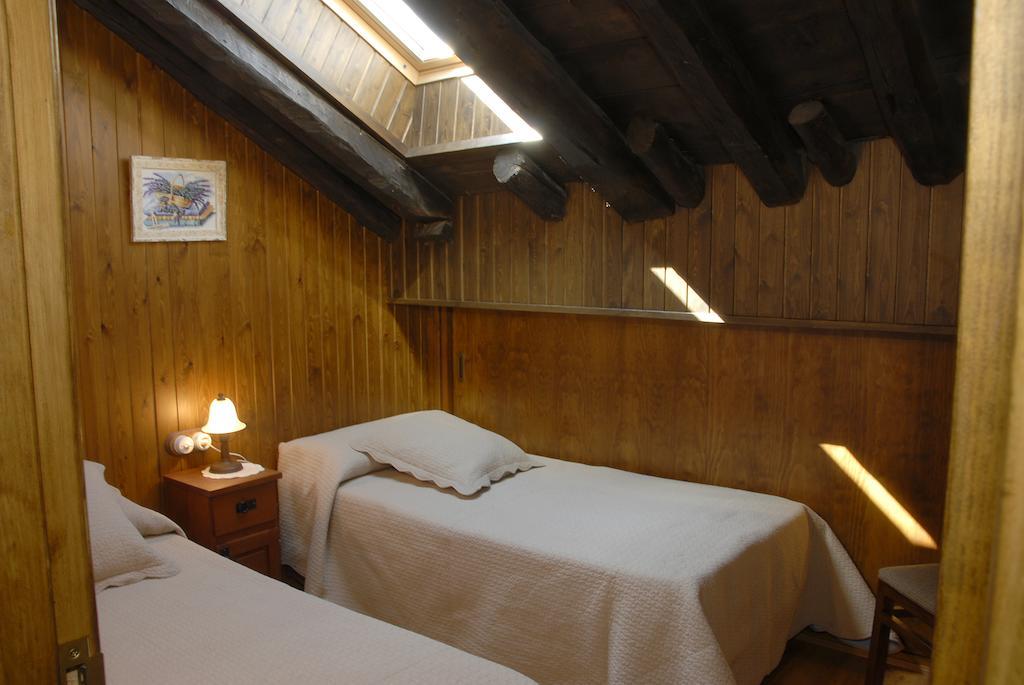 Mas Mallol Puigcerdà Chambre photo